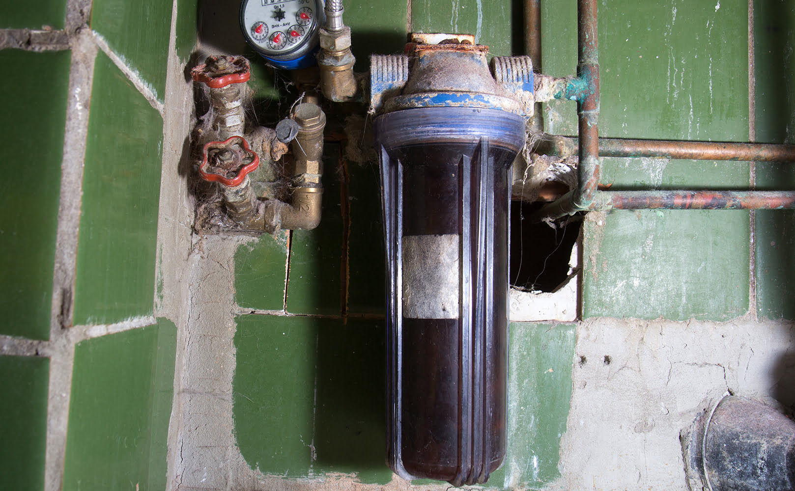 máy lọc nước gia đình màu nâu