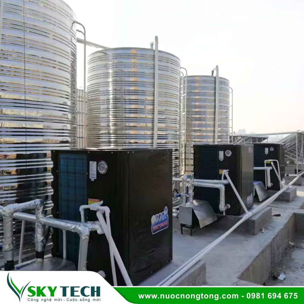 Bom nhiet cho khach san SKY Tech 003 (2) Máy bơm nhiệt công suất lớn SKY 25 cho Khách sạn