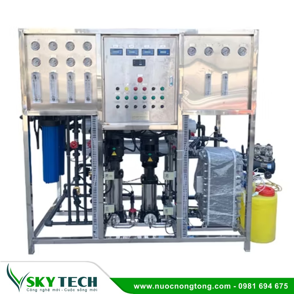Loc nuoc cong nghiep SKY Tech 0024 (1) Hệ thống RO EDI 500L/giờ: Lọc nước tinh khiết vượt trội
