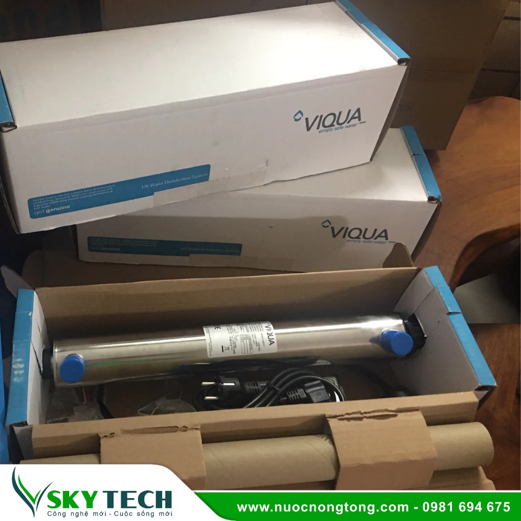 Vat tu phu kien loc nuoc SKY Tech 026 (2) Bộ đèn UV diệt khuẩn nước Viqua Canada VH410 (7.8 m3/h)